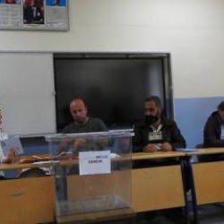 Oylar eşit &ccedil;ıkınca muhtar kura ile belirlendi