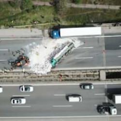 TEM Otoyolu'nda zincirleme kaza: İstanbul yönü trafiğe kapandı