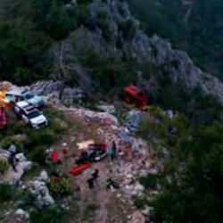 Antalya'da teleferik d&uuml;şt&uuml;! &Ccedil;ok sayıda ekip sevk edildi: &Ouml;l&uuml; ve yaralılar var!