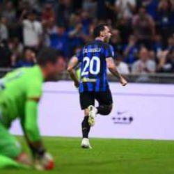 Hakan Çalhanoğlu'nun golü yetmedi! Inter, Cagliari'ye takıldı