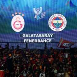 Süper Kupa maçının sıra dışı istatistikleri: Fenerbahçe topa hiç dokunamadı