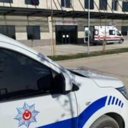 Annesinin emzirip yatırdığı 8 g&uuml;nl&uuml;k bebek &ouml;ld&uuml;