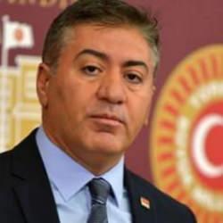 CHP'de seçim: Yeni grup başkanvekili Murat Emir oldu