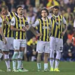 Fenerbahçe'de Beşiktaş derbisi öncesi 7 isim tehlikede