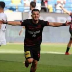 Gençlerbirliği, Erzurumspor'u 2 golle yıktı