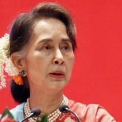 Myanmar'da devrik lider ev hapsine alındı