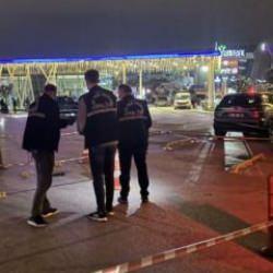 Bursa'da alışveriş merkezinde silahlı kavga