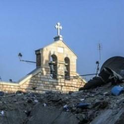 İsrail'in bombaladığı Gazze'deki Aziz Porphyrius Kilisesi'nde 'Palmiye Pazarı' ayini!