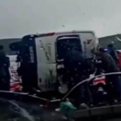 Ardahan'da feci kaza: 1 ölü, 7’si öğrenci 13 yaralı