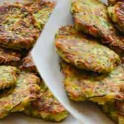 7’den 70’e herkes bayılacak: Beyaz peynirli ve dereotlu kabak köftesi tarifi, nasıl yapılır?