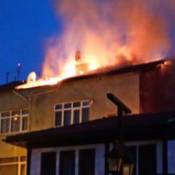 Amasya'da asırlık konakta yangın! Acı haber geldi!