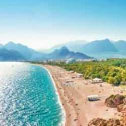 Antalya'ya turist yağmuru... Dört ayda 2 milyonu aştı!