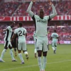 Chelsea'den Nottingham Forest'a darbe!