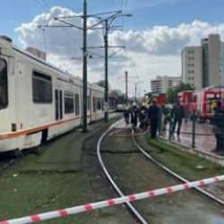 Gaziantep’te korku dolu dakikalar: Tramvaya yıldırım düştü