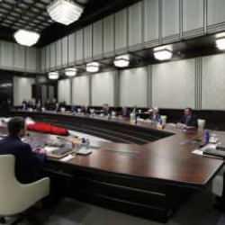 Kabine toplantısı başladı: &Ouml;ğretmen atamaları i&ccedil;in g&ouml;zler yapılacak a&ccedil;ıklamada!