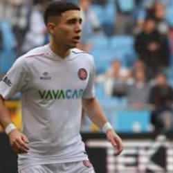 Maça saatler kala şok sakatlık! Yıldız isim Galatasaray maçında yok