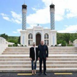 Aliyev, Zengilan'da yeni inşa edilen caminin açılışını yaptı