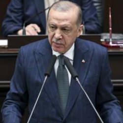 Cumhurbaşkanı Erdoğan: Dimdik, sapasağlam ayaktayız!