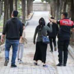 Mezarlıkta 'ağlayan bebek' ihbarı polisi harekete ge&ccedil;irdi