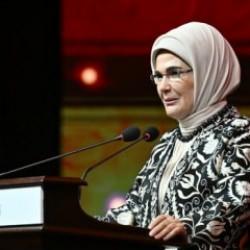 Emine Erdoğan, Asırlık Tatların Buluşma Noktası: 7 Bölgede Türk Mutfağı sergisine katıldı