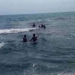 Arkadaşları ile girdiği denizde boğuldu