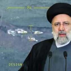 Reisi'nin ölümünde suikast şüphesi! Enkazın etrafındaki gizemli kişi...