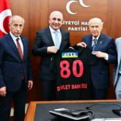 Tuttuğu takımı küme düşen Bahçeli’den Süper Lig için flaş çağrı!