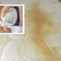 Yataktaki sarı lekeler nasıl temizlenir? 100 TL’lik kişisel bakım malzemesi ile yataktaki sarı lekeleri 20 dakika içerisinde yok edin