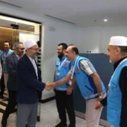 Diyanet İşleri Başkanı Erbaş Medine&rsquo;ye gitti