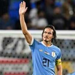 Edinson Cavani, Uruguay milli takımını bıraktı