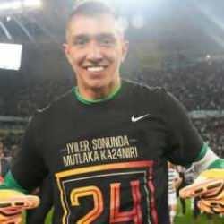 Fernando Muslera, Şenol Güneş'in rekorunu geçti