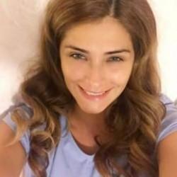 G&uuml;lşah &Ccedil;omoğlu kimdir? Oyuncu kuzeni kim? Oynadığı diziler ve G&uuml;lşah &Ccedil;omoğlu&rsquo;nun hastalığı neydi?