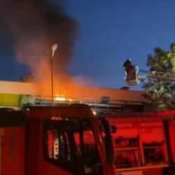 Kocaeli'de yangın: Kafe küle döndü!