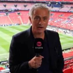 Mourinho'dan Ali Ko&ccedil; g&ouml;ndermesi! Sosyal medyayı sallayan video