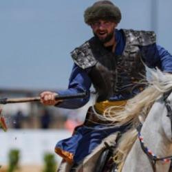 6. Etnospor Kültür Festivali'nde Türklerin savaş öncesi hazırlıkları gösterisi