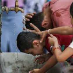 Sıcak hava neden aniden bastırdı? - 9 Haziran g&uuml;n&uuml;n gazete manşetleri