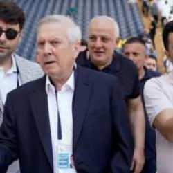 Ali Koç ve Aziz Yıldırım'a yoğun ilgi! Üyeler birbiriyle yarıştı