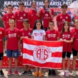 Antalyaspor’un 7 yüzücüsü milli takımda