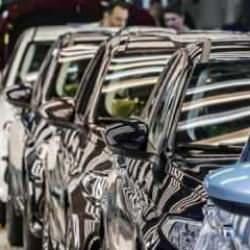 İhracatın lokomotif sektörü otomotiv oldu