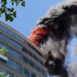 Ankara&rsquo;da iş hanında yangın