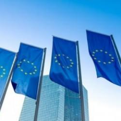 Avrupa'da aşırı sağın güçlenmesi tahvil faizlerini zirveye çıkardı