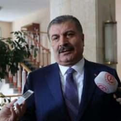 Bakan Koca'dan sokak k&ouml;peklerine ilişkin a&ccedil;ıklama: G&ouml;nl&uuml;m &ouml;tanaziden taraf değil