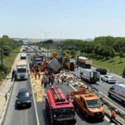 Hadımköy'deki TEM otoyolunda feci kaza! 