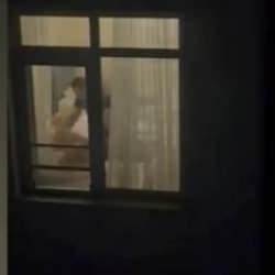 Huzurevinde skandal g&ouml;r&uuml;nt&uuml;! Hastaya şiddet kamerada, Bakanlıktan a&ccedil;ıklama geldi...