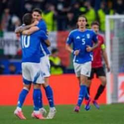 Tarihi golle başlayan maçta İtalya fişi ilk yarıda çekti