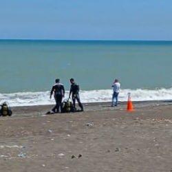 Karadeniz'e giren 16 yaşındaki &ccedil;ocuk kayboldu