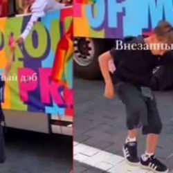 K&uuml;&ccedil;&uuml;k &ccedil;ocuk LGBT destek&ccedil;ilerini dumura uğrattı! LGBT pa&ccedil;avrasını ayağıyla parampar&ccedil;a etti