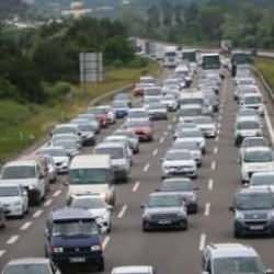 Tatilciler yollarda! Anadolu Otoyolu'nda trafik durma noktasına geldi