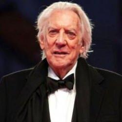 D&uuml;nyaca &uuml;nl&uuml; oyuncu Donald Sutherland hayatını kaybetti