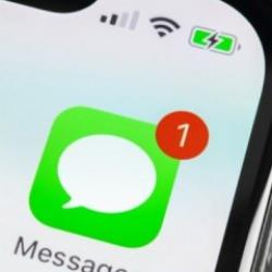 Aldatan adam, silinen mesajları geri gelince Apple'a dava açtı!